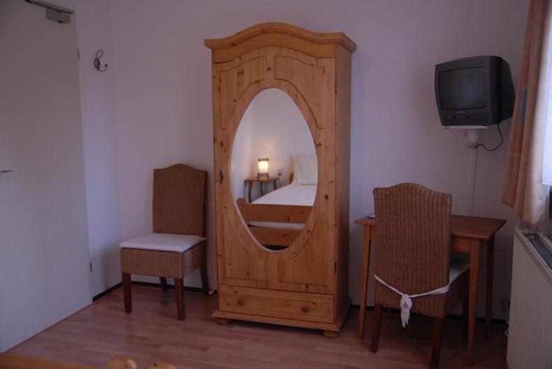 Hotel 'T Vlinderhofke Sint Geertruid Habitación foto